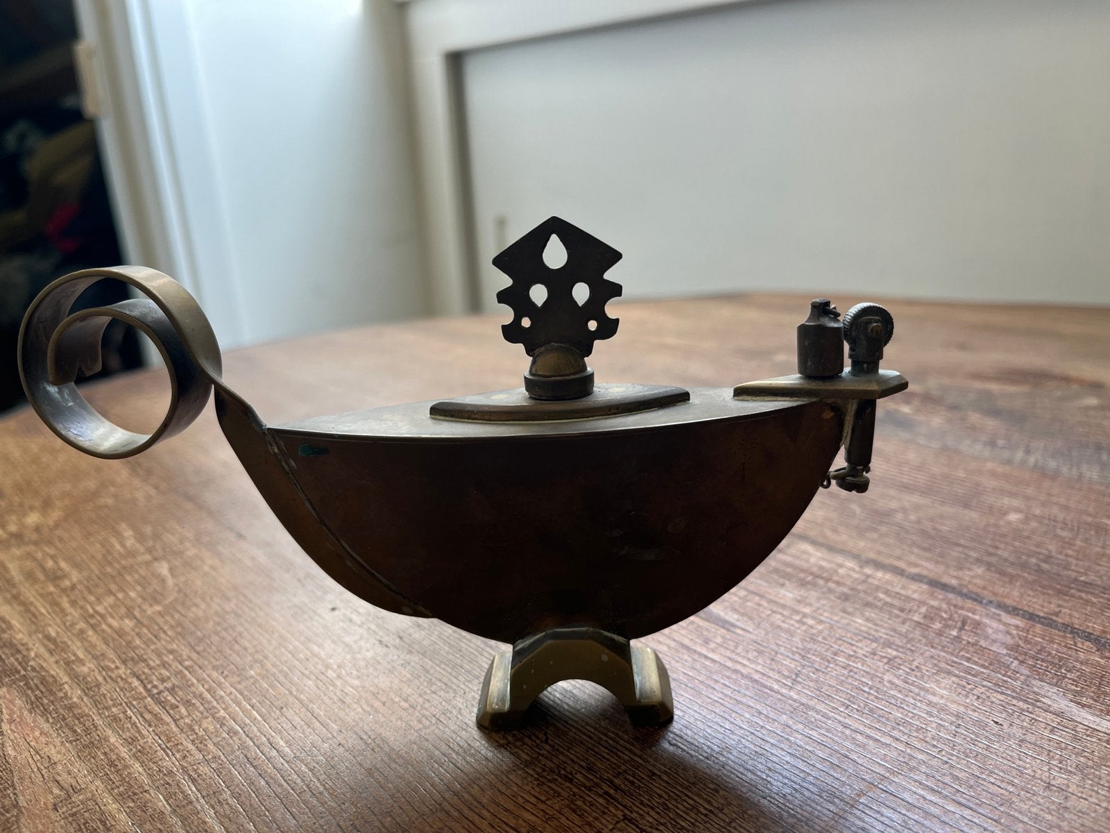 Koperen sigaren of sigarettenaansteker voor op tafel, Ophalen, Gebruikt, Rond, Overige materialen