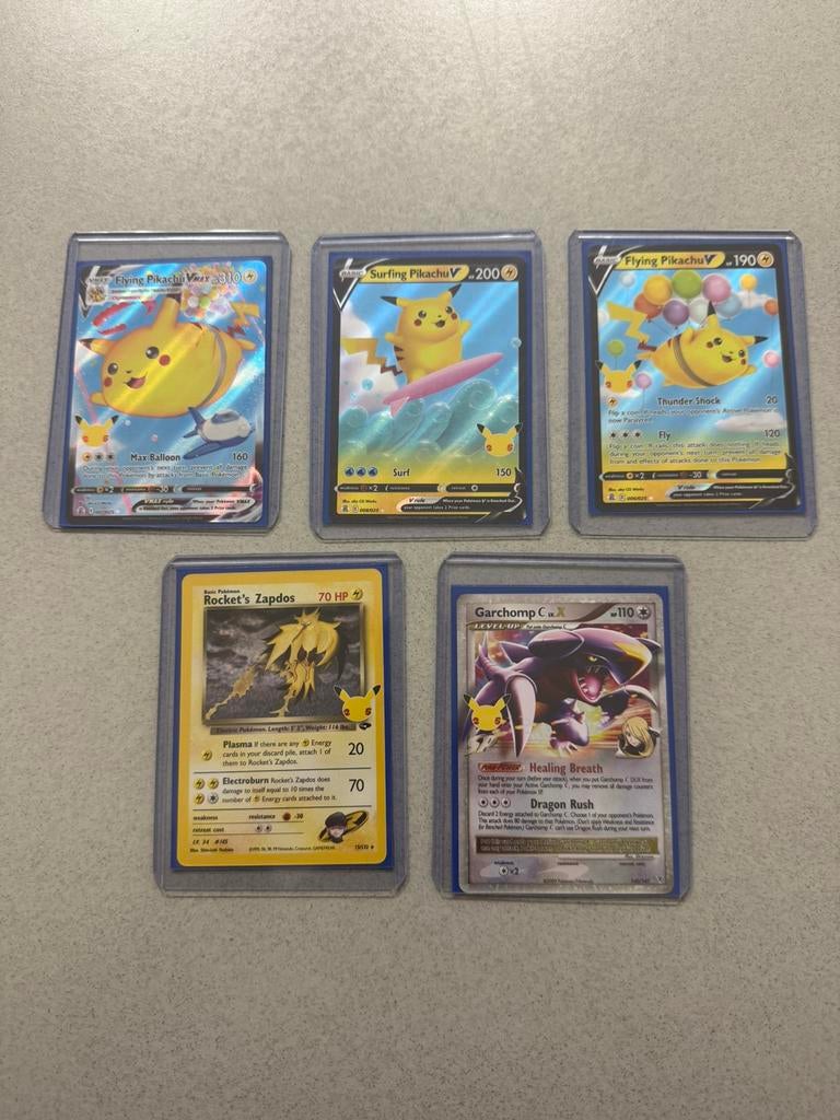 Pokemon - Celebrations bundel met hits, Ophalen of Verzenden, Zo goed als nieuw, Meerdere kaarten