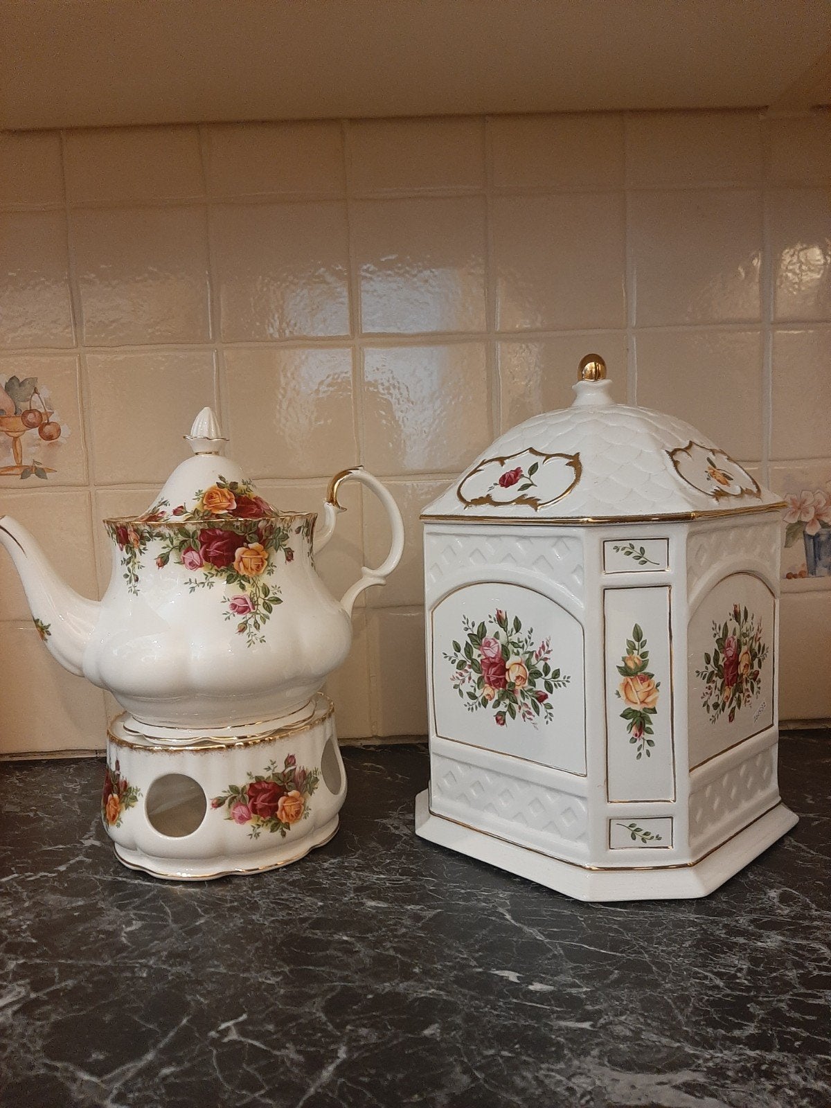 Royal Albert Old Country Roses Koekjespot Limited Edition, Antiek en Kunst, Ophalen of Verzenden