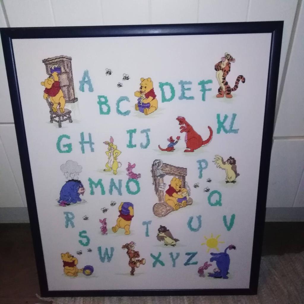Winnie the Pooh /Winnie de Poeh geborduurd alfabet met lijst, Ophalen, Gebruikt, Wanddecoratie