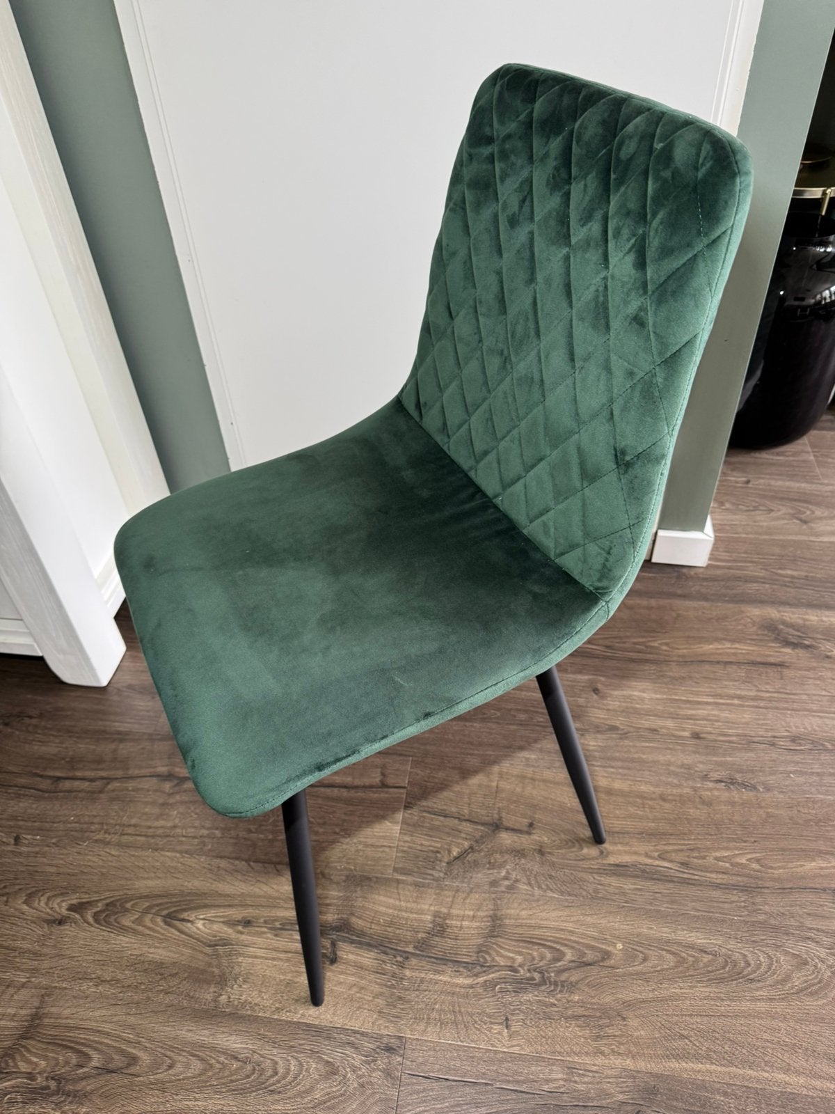 Te koop groene velvet eethoek stoelen ZGAN, Ophalen, Overige kleuren, Velours, Zo goed als nieuw