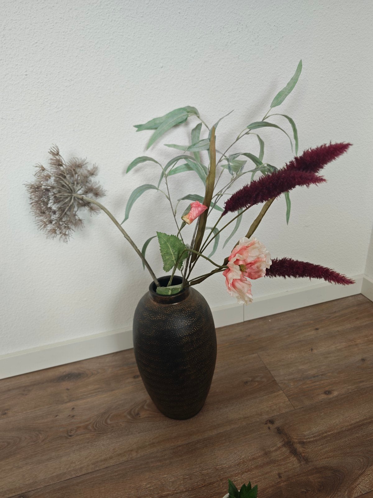 Decoratieve vaas met kunstbloemen, Overige materialen, Gebruikt, Bruin, Inclusief decoratie