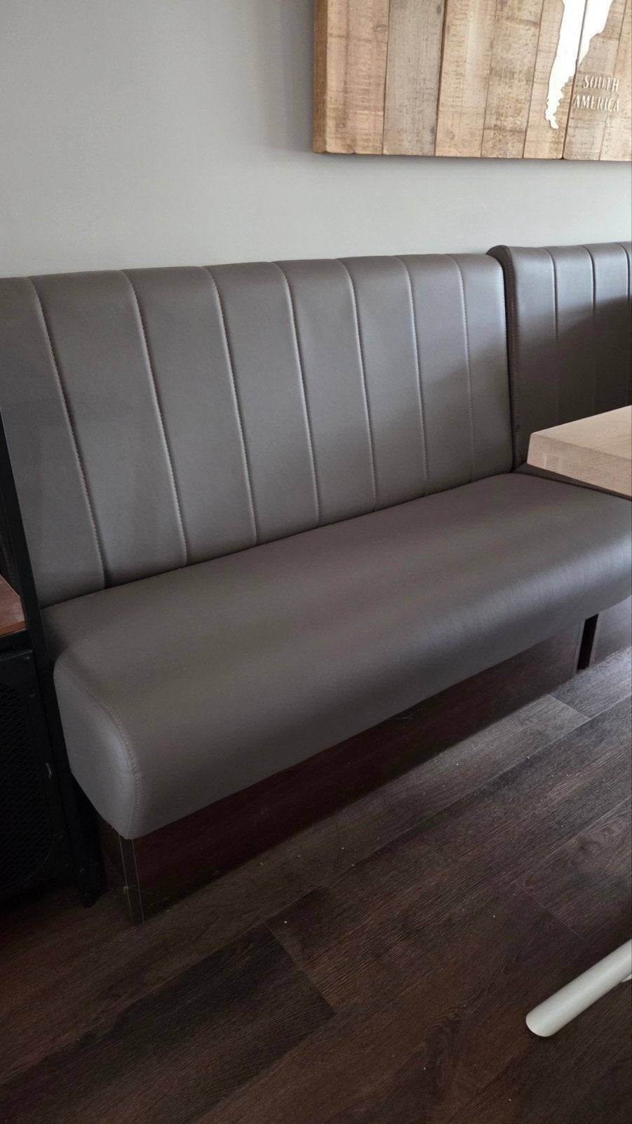 bistrobank  2 stuks, Ophalen, Minder dan 4 stoelen