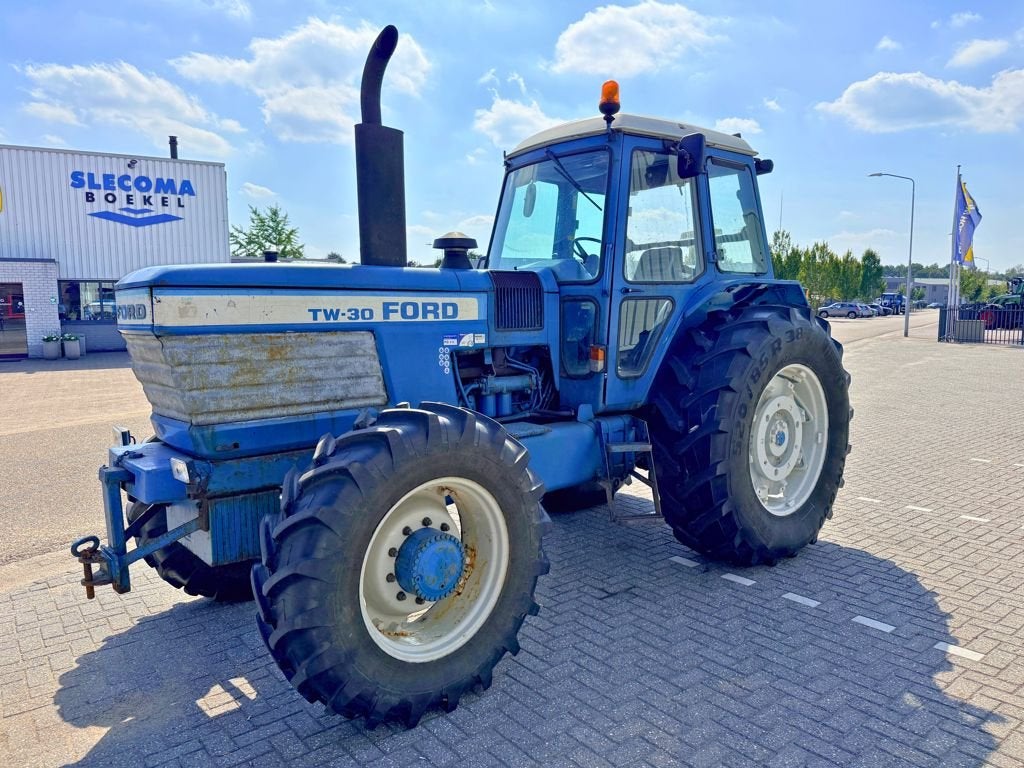Ford TW-30 4WD, Zakelijke goederen, Agrarisch | Tractoren, Gebruikt, Meer dan 160 Pk, Ford, Meer dan 10000