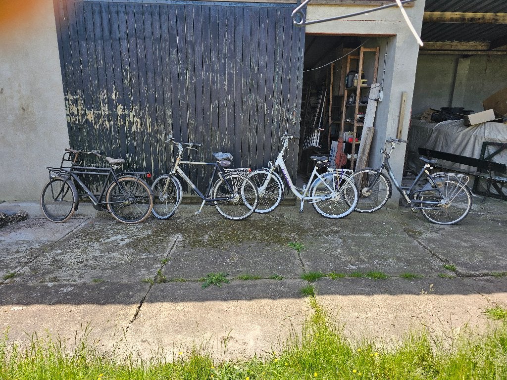 4 stuks OPKNAPFIETSEN voor weinig........., Ophalen