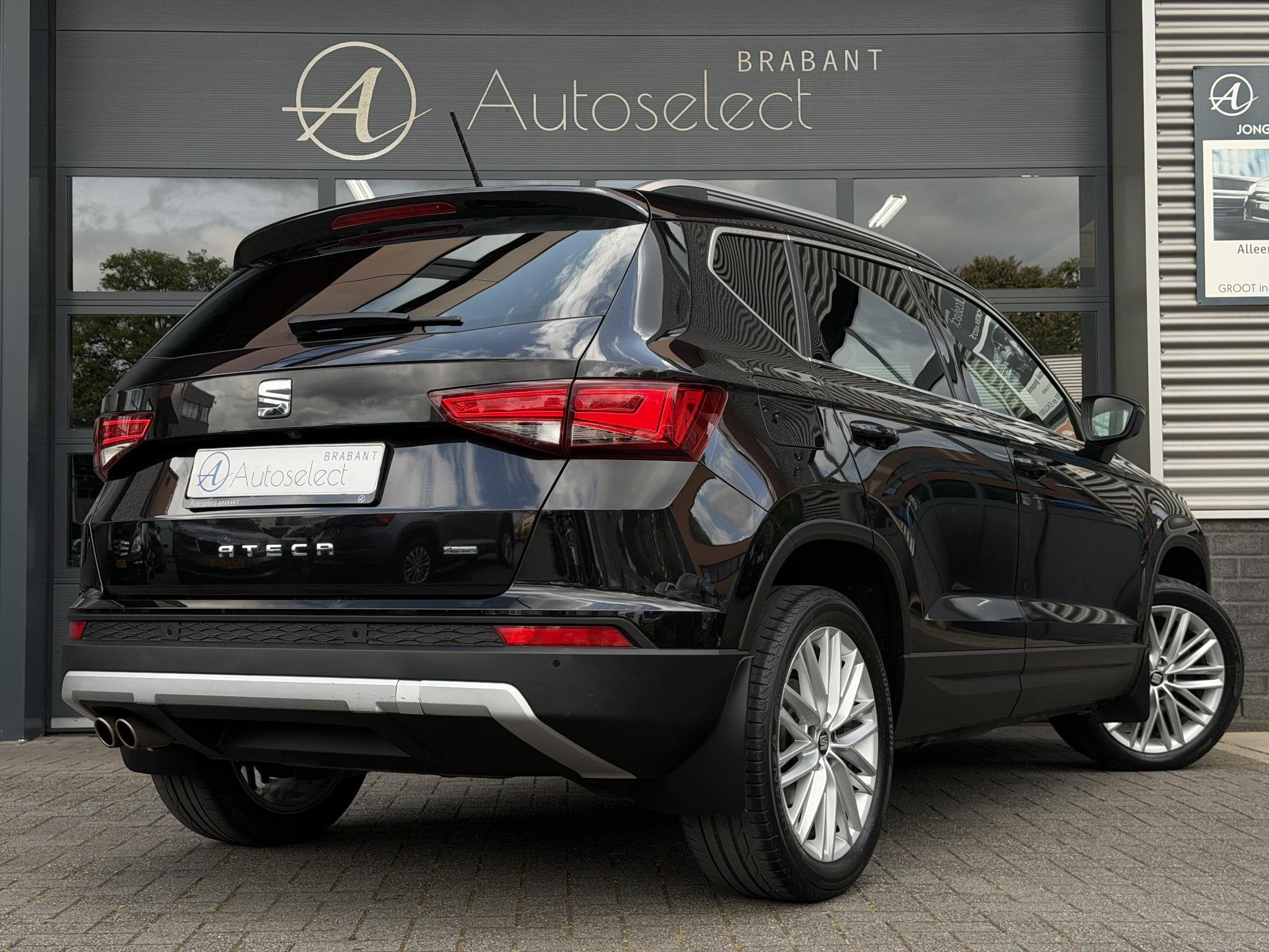 SEAT Ateca 2.0 EcoTSI Excellence Camera | Trekhaak | 190PK, Auto's, Seat, Automaat, Gebruikt, Ateca, Zwart