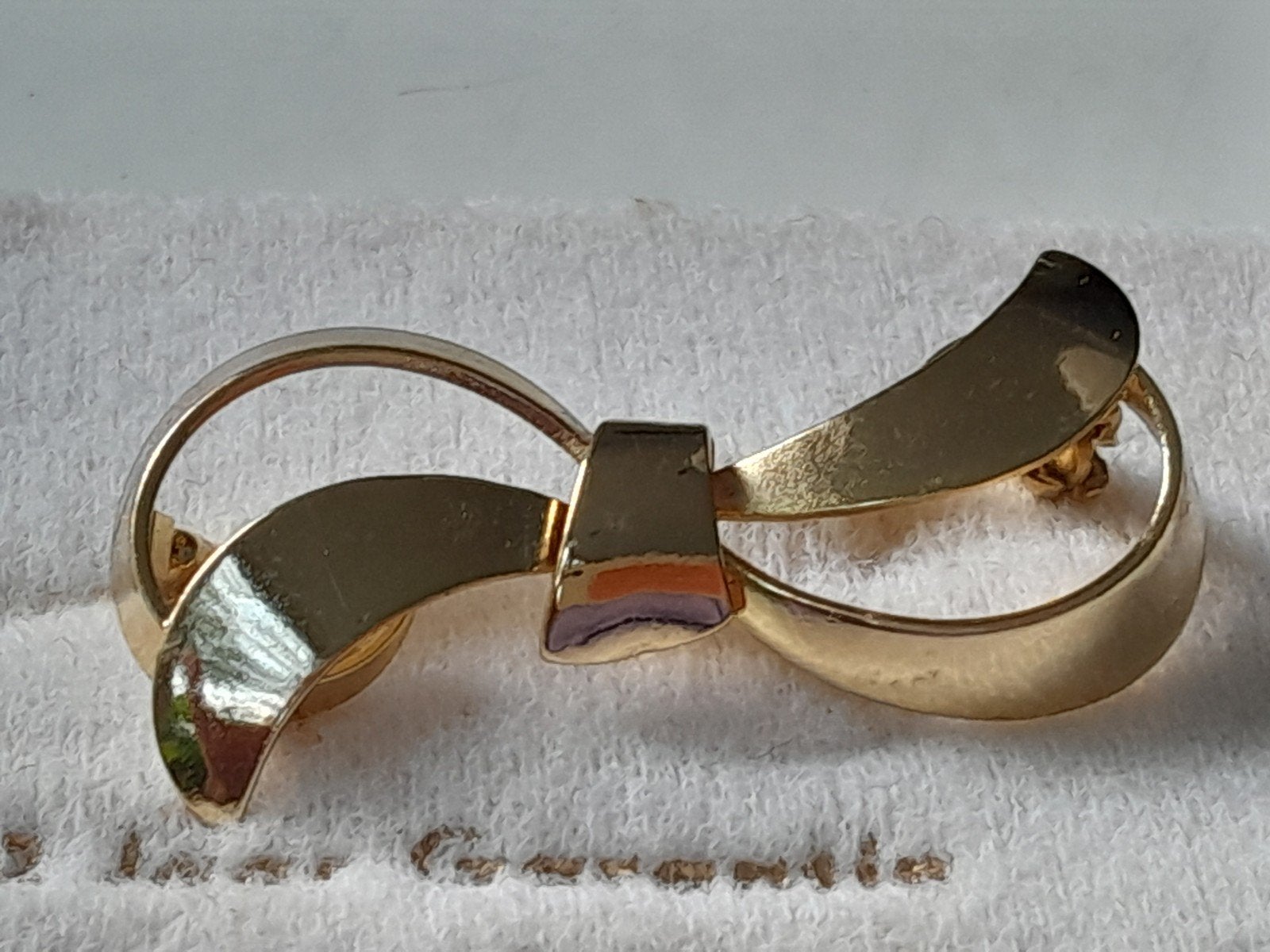 Vintage Broche Jaren '70 - Nieuw uit Oude Winkelvoorraad, Ophalen of Verzenden, Nieuw, 4 tot 7 cm