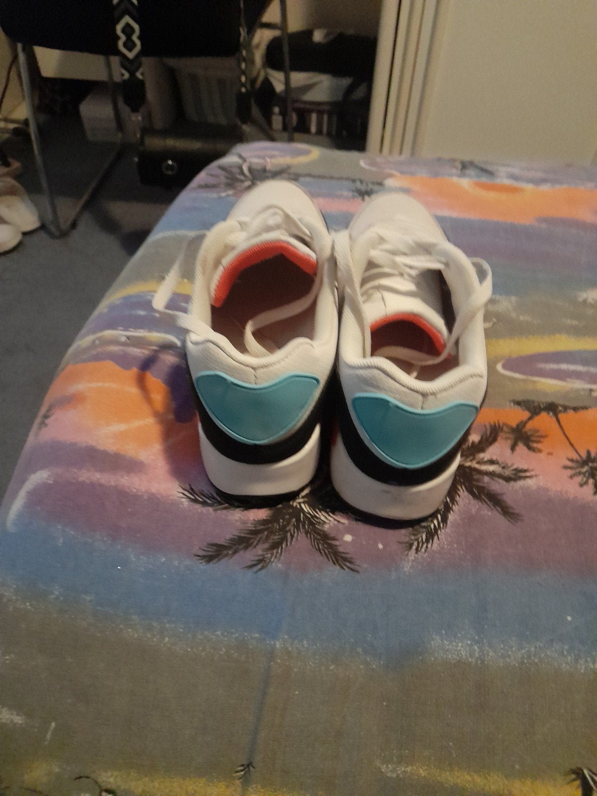 schoenen sneakers, Ophalen, Zo goed als nieuw, Lage of Enkellaarzen