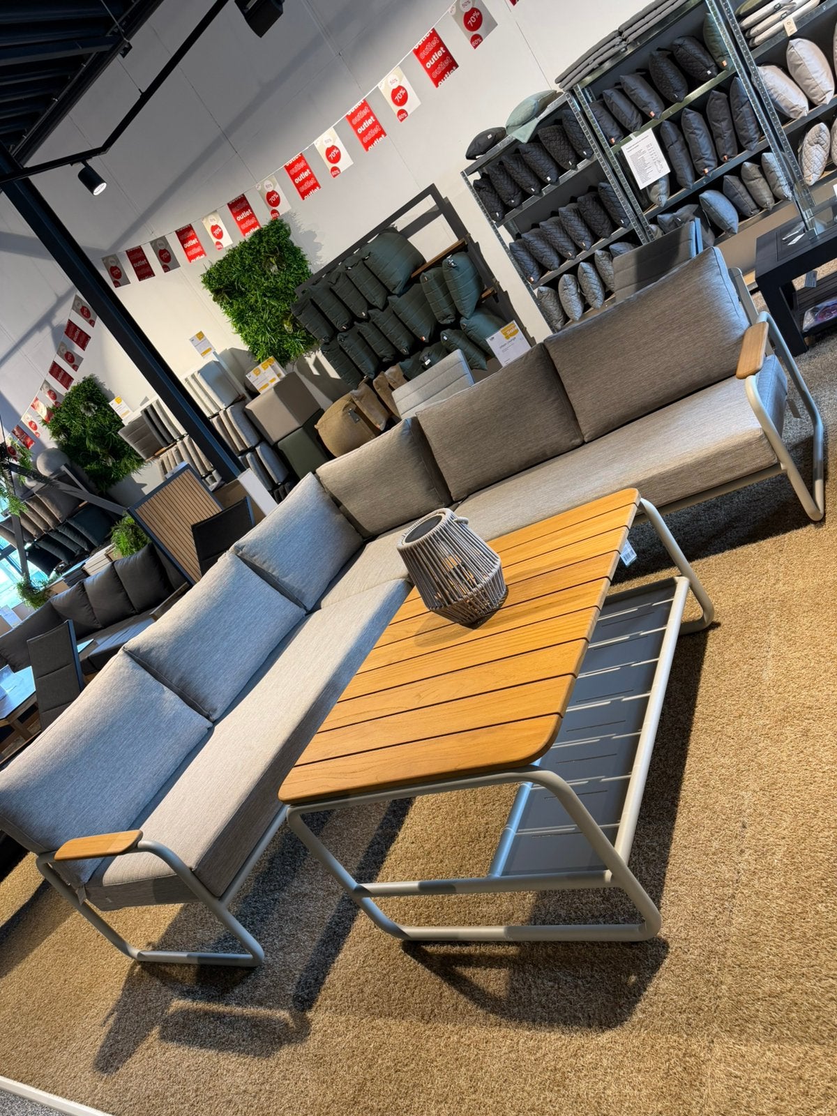 Life Outdoor Living Wijchen showroom sale, Tuin en Terras, Ophalen, Teakhout, Zo goed als nieuw, Bank