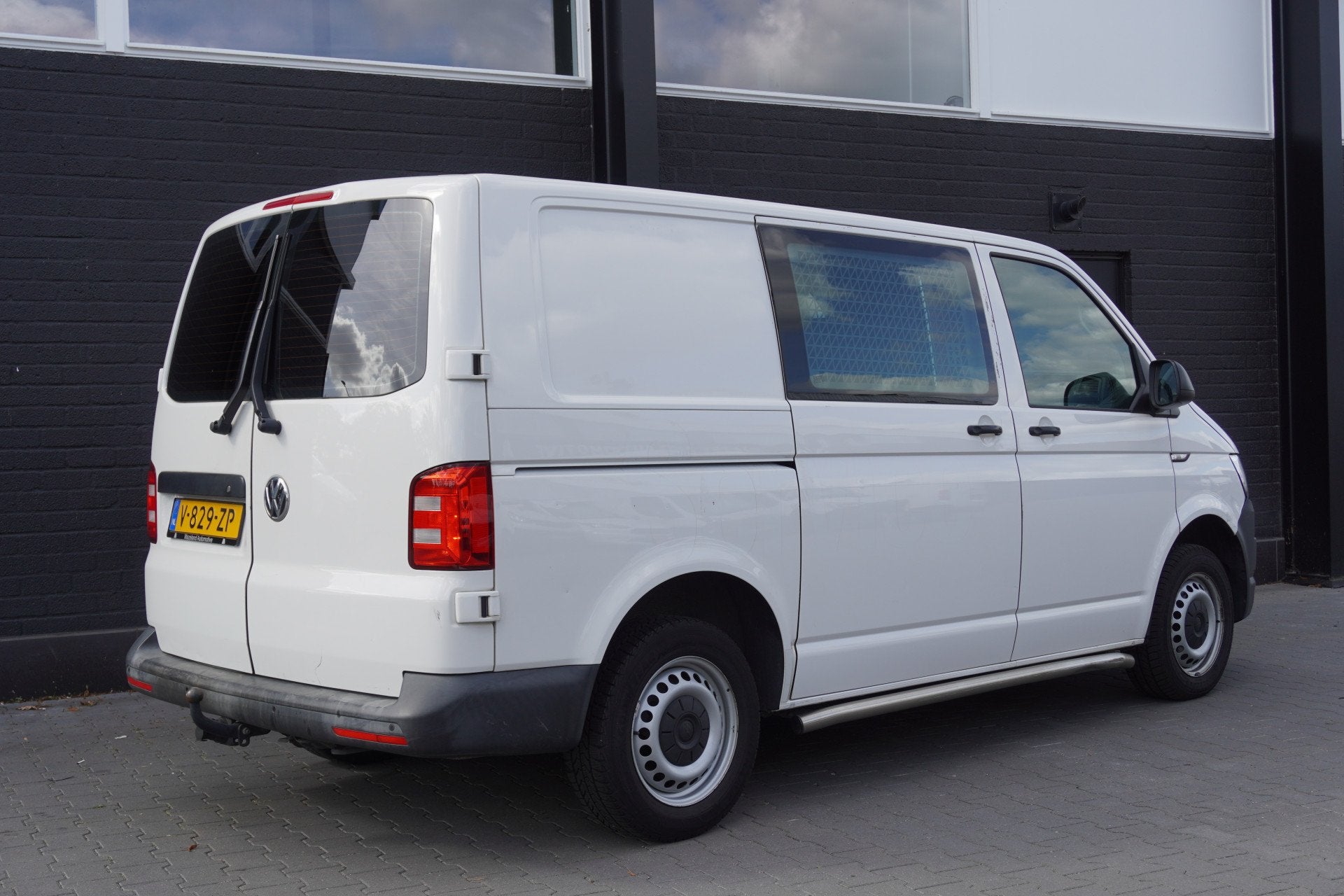 Volkswagen Transporter 2.0 TDI Dubbele Schuifdeur EURO 6 - A, Voorwielaandrijving, Gebruikt, 4 cilinders, Volkswagen