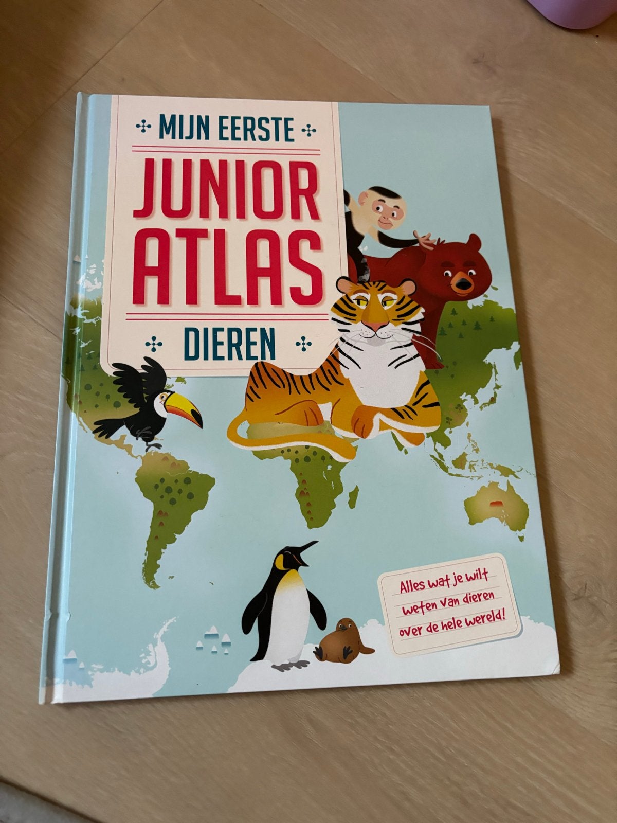 Mijn Eerste Junior Atlas Dieren - Boek, Ophalen of Verzenden, Zo goed als nieuw, Overige diersoorten