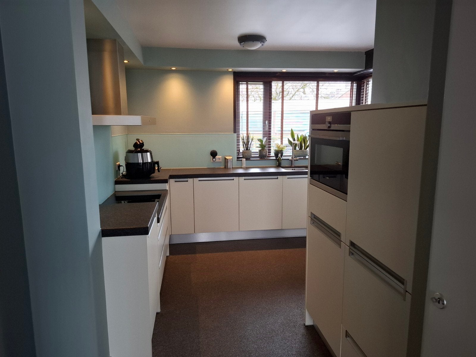 Complete Schuller keuken met A-merk apparatuur en Grohe Red, Ophalen, Gebruikt, Overige materialen, Hoekkeuken