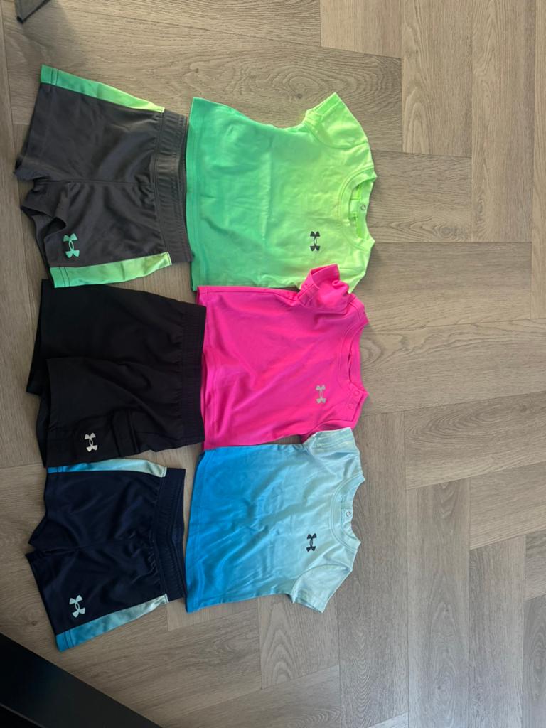Under armour 3/6 maanden, Ophalen of Verzenden, Zo goed als nieuw