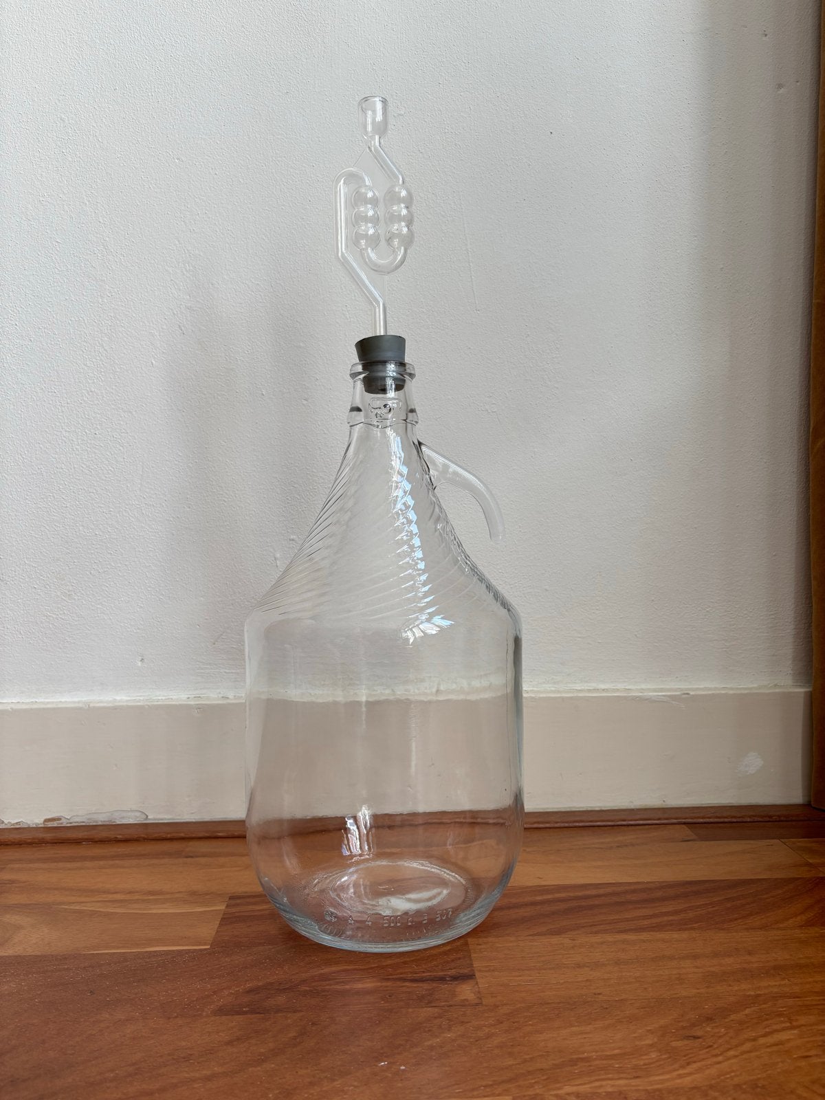 Glazen gistingsfles met waterslot - 5 liter, Hobby en Vrije tijd, Overige Hobby en Vrije tijd, Ophalen, Zo goed als nieuw