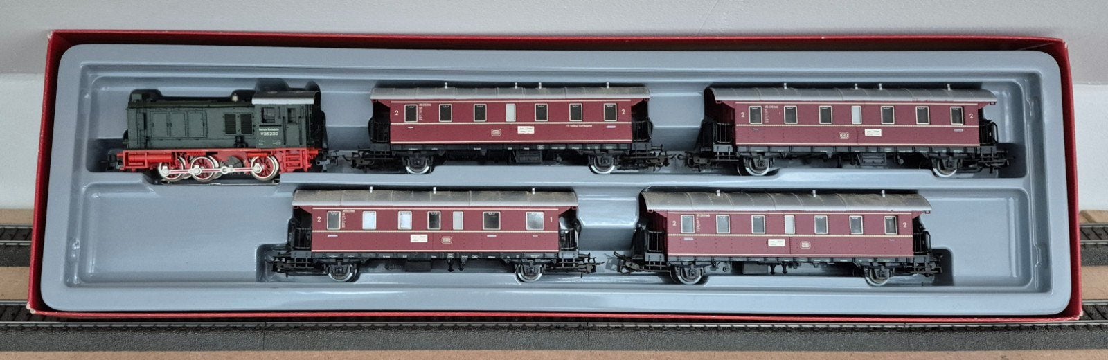 Märklin 2858 V36 rode donderbussen treinset nieuwstaat ovp, Wisselstroom, Treinset, Ophalen of Verzenden, Zo goed als nieuw