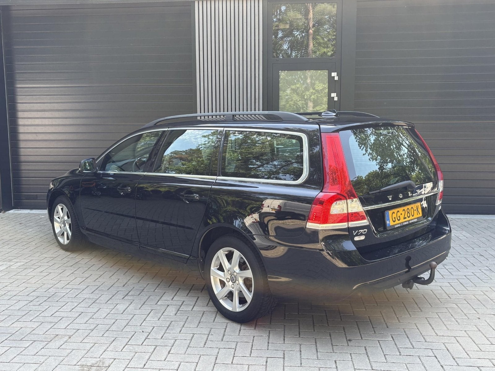 Volvo V70 1.6 T4 Nordic+ (bj 2015), Gebruikt, 4 cilinders, 179 pk, 1481 kg