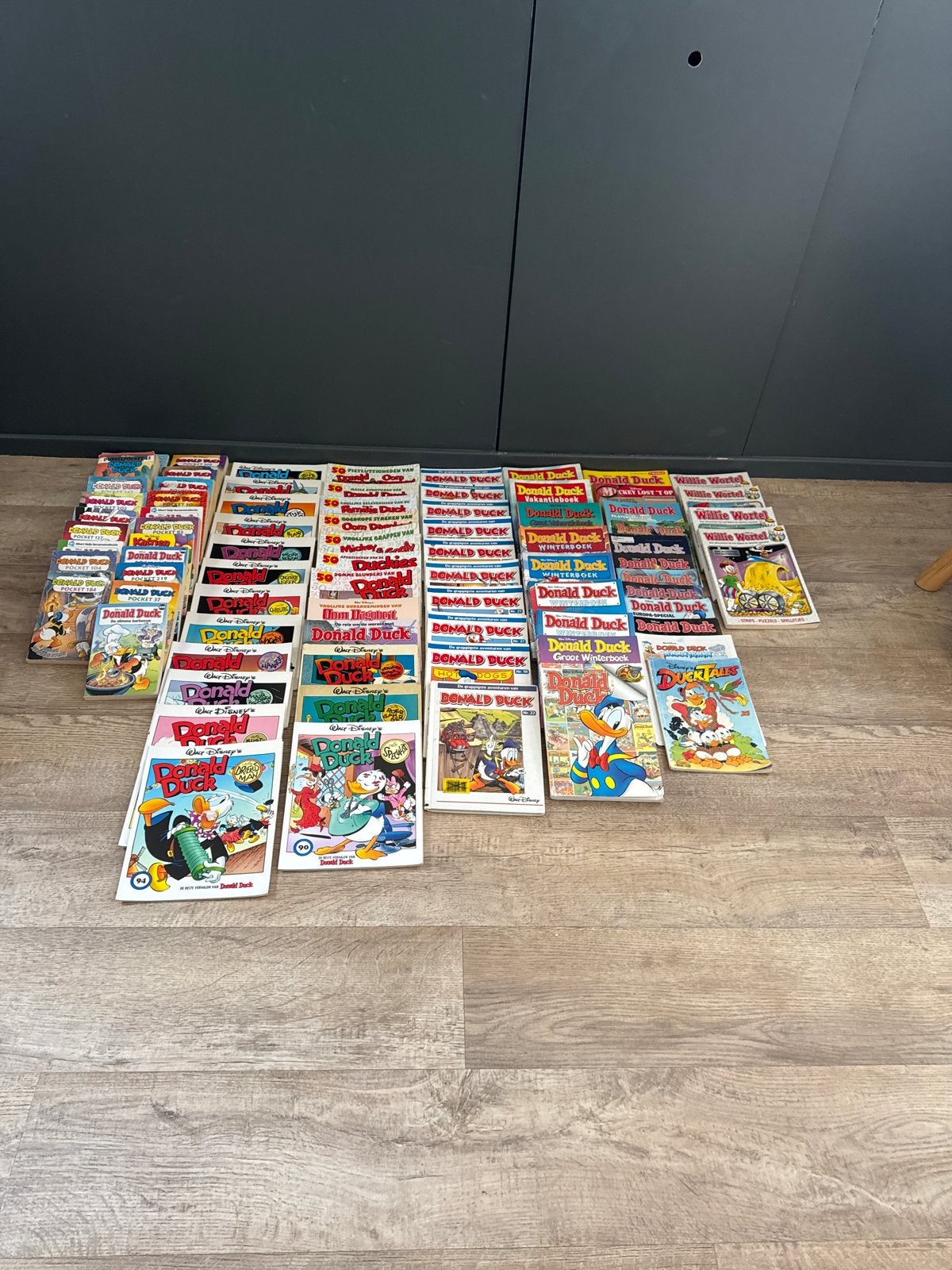 Grote partij Donald Duck pockets en specials, Boeken, Meerdere stripboeken, Ophalen, Gelezen