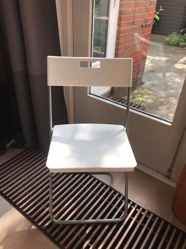 Ikea plastic, witte klapstoel met handvat, Ophalen, Gebruikt, Wit, Ikea minimalistisch praktisch