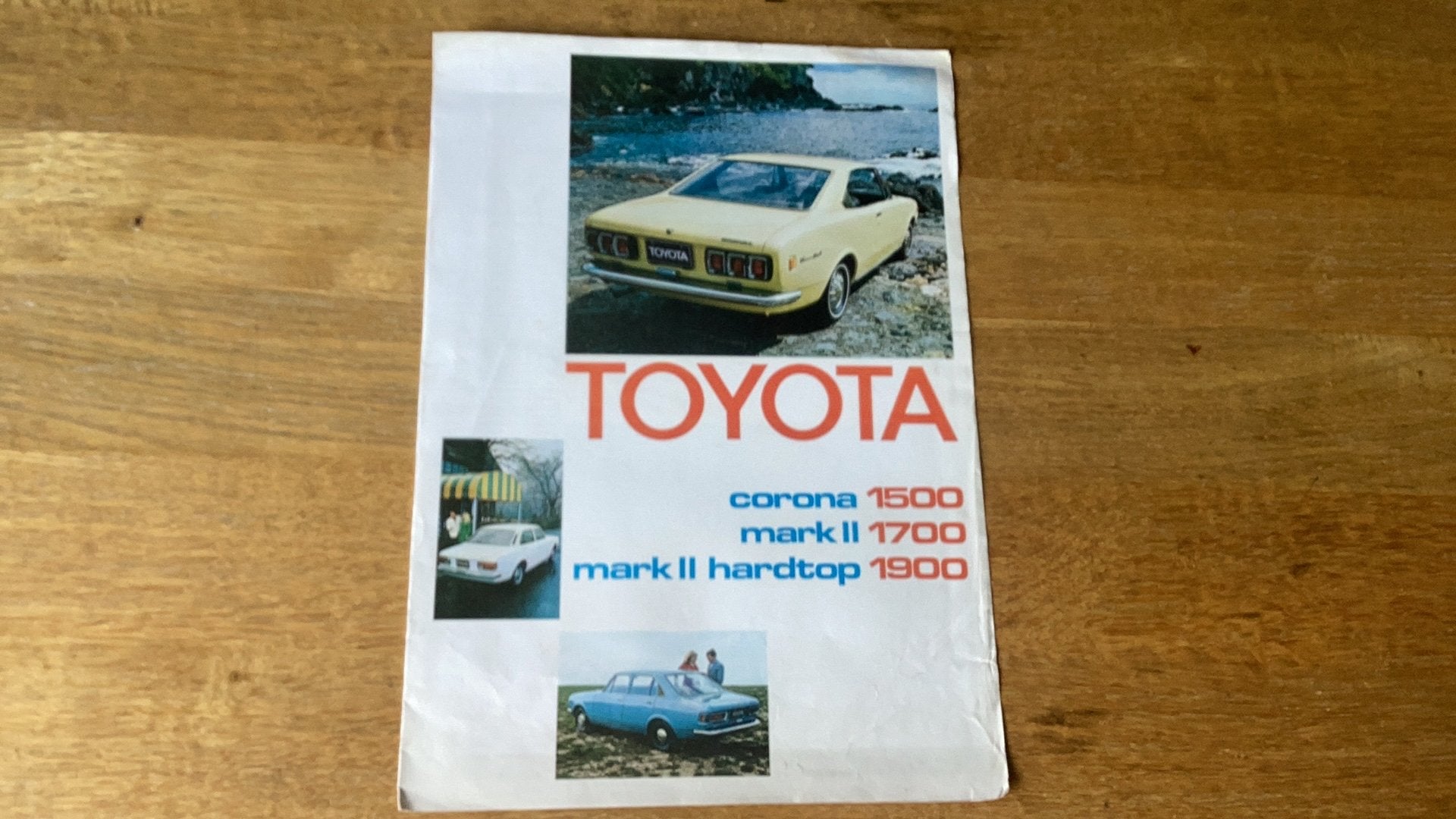 Toyota Corona Mark II Hardtop 1900 Brochure, Ophalen of Verzenden, Gelezen, Toyota