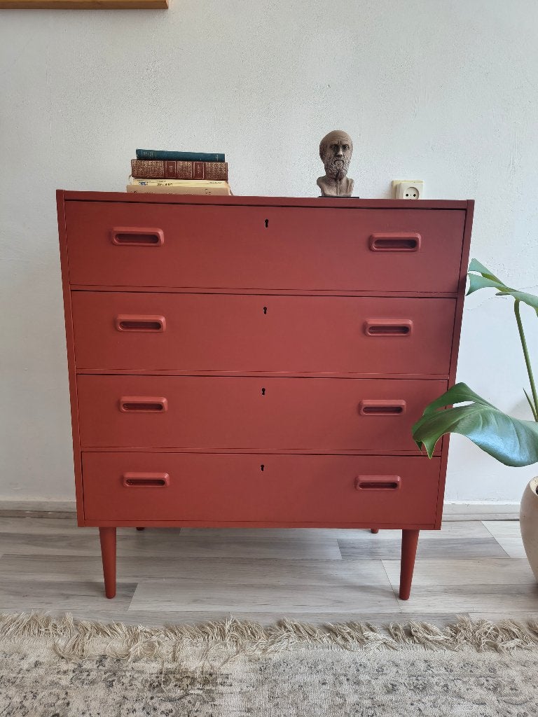 Vintage Zweedse Ladekast – Terracotta Rood – Mid Century, Huis en Inrichting, Karlit Board (SWEDEN), Zo goed als nieuw, Onbekend