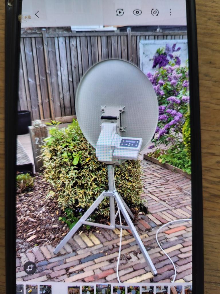 Travel Vision R6 volautomatische satellietontvanger + TV, Audio, Tv en Foto, Schotelantennes, Ophalen of Verzenden, Gebruikt, (Schotel)antenne