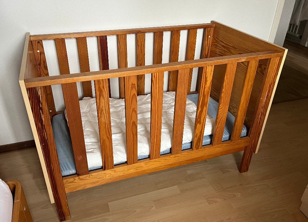 KINDERBEDJE 120x60  VERSTELBAAR. met MATRAS,  en  DEKBEDJE, Gebruikt, Minder dan 140 cm, Minder dan 70 cm, Ophalen