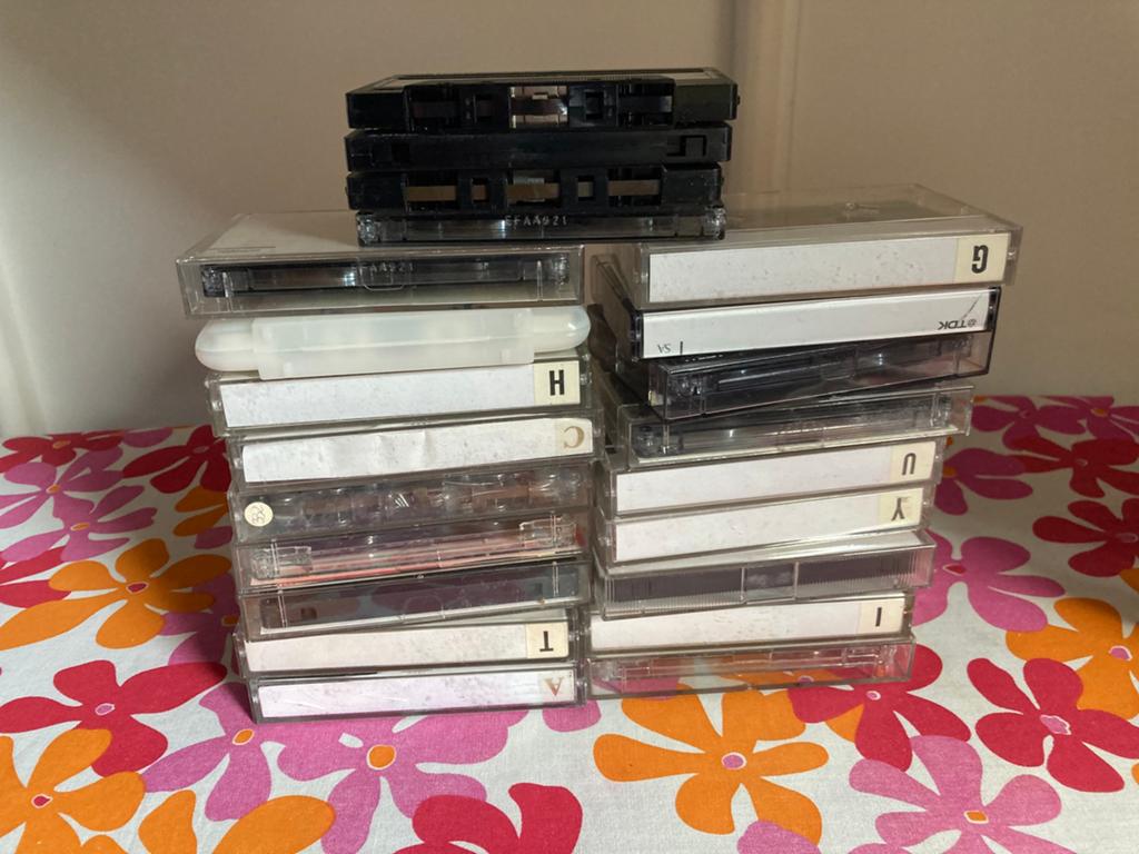 Koffertje met cassettebandjes, Cd's en Dvd's, Cassettebandjes, Ophalen of Verzenden, Gebruikt, Overige genres, 2 t/m 25 bandjes