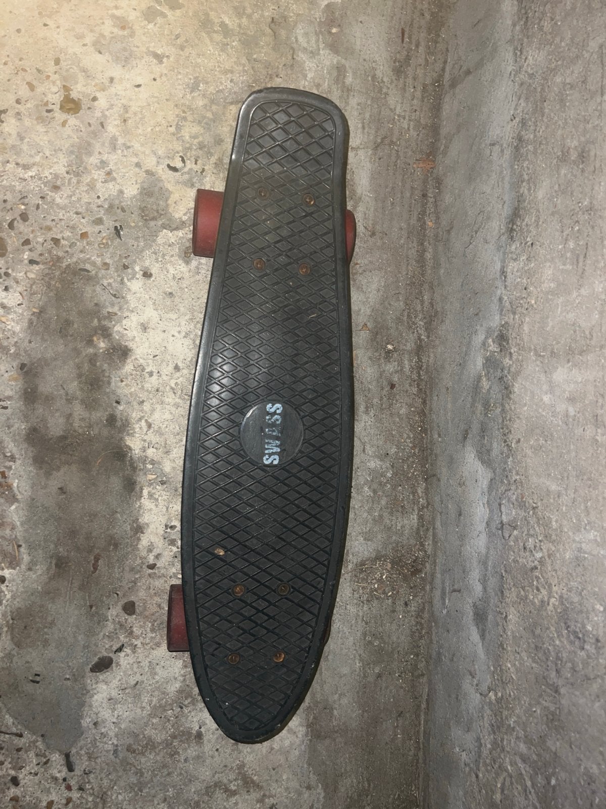 Gebruikt Skateboard - Zwart met Rode Wielen, Ophalen, Gebruikt, Skateboard