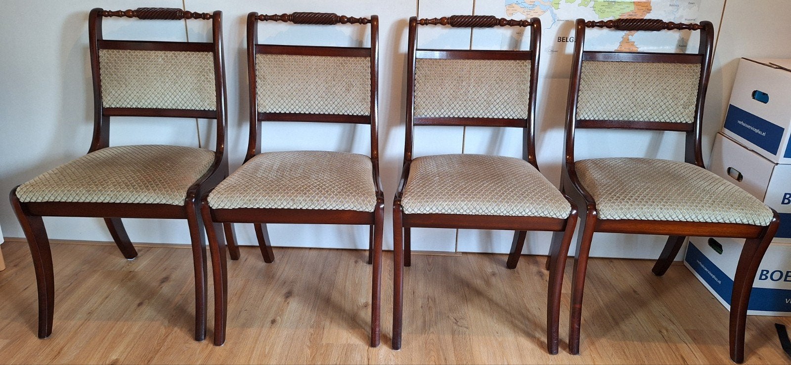 4 Heldense Exclusive eetkamerstoelen, mahonie, als nieuw, Ophalen