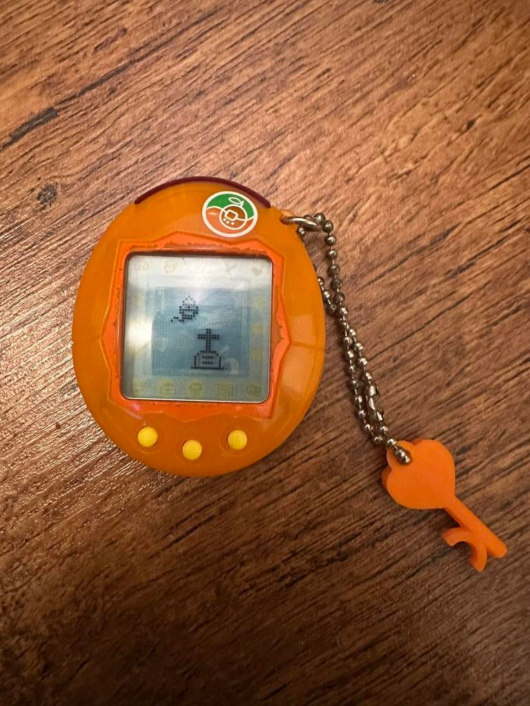 Tamagotchi Connection V2 Japans Oranje, Verzamelen, Ophalen of Verzenden, Gebruikt