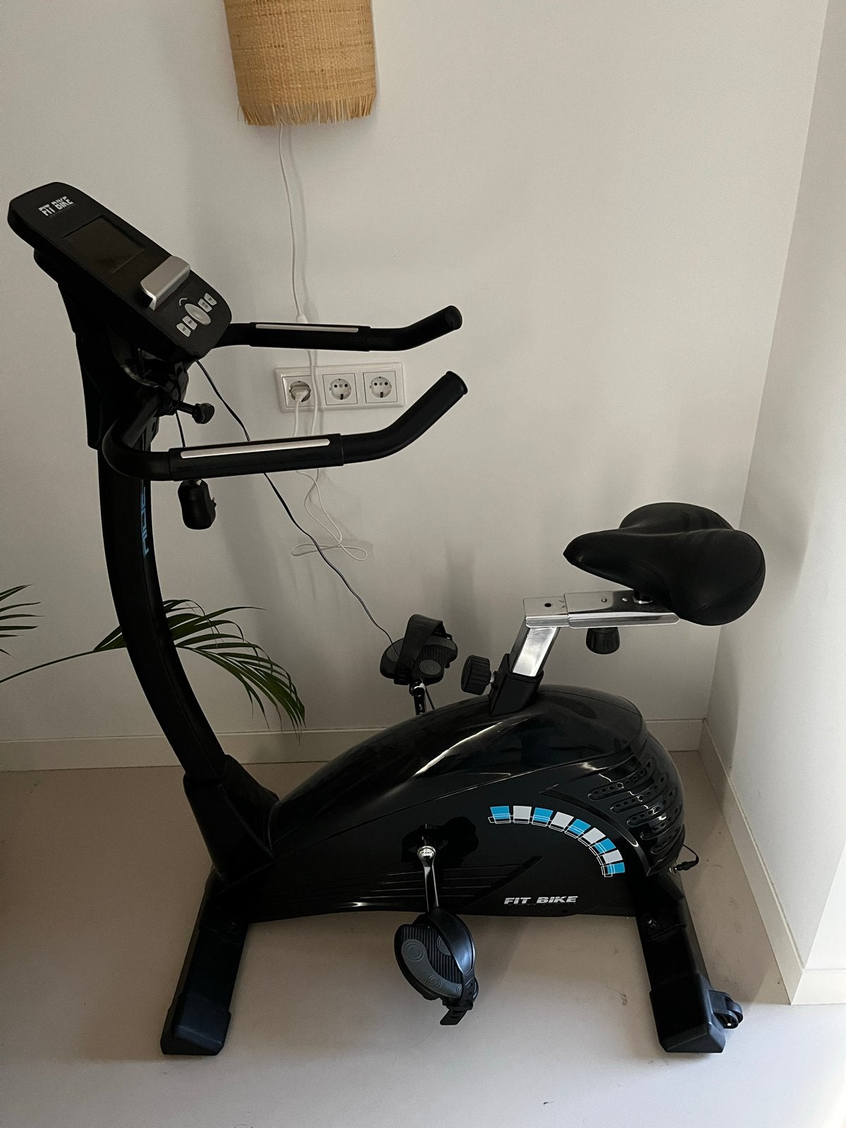 Fit Bike Hometrainer - Zo goed als nieuw, Ophalen, Zo goed als nieuw, Metaal, Benen