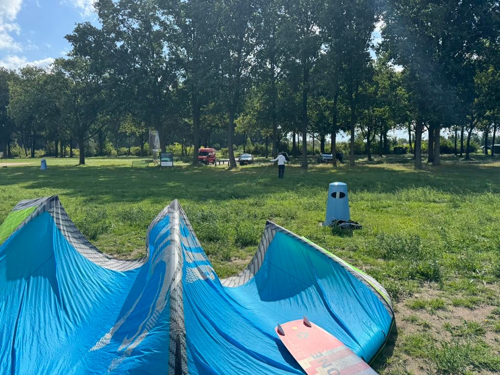 Cabrinha kite 12 mtr, Watersport en Boten, Kitesurfen, Gebruikt, Geen board, Ophalen of Verzenden, Kite
