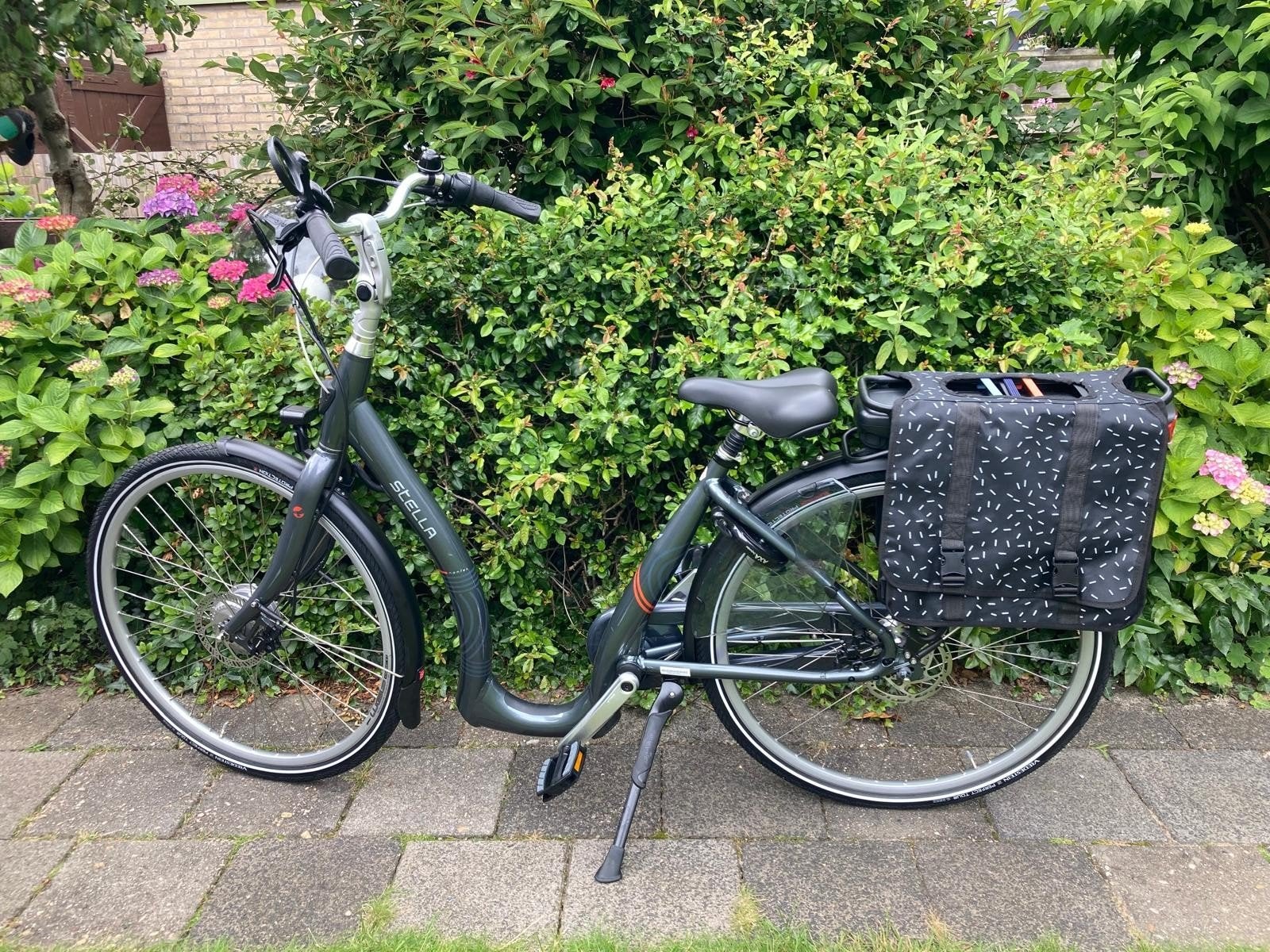 Stella fiets met lage instap - Zo goed als nieuw, Ophalen, Zo goed als nieuw, Overige merken
