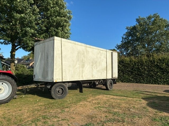 dichte schamelwagen/trailer, Ophalen, Gebruikt