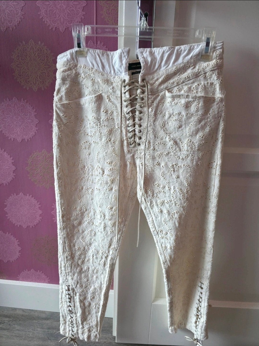 Isabel Marant borduurwerk 3/4 broek maat 38 Nieuw met label, Kleding | Dames, Broeken en Pantalons, Verzenden, Wit, Nieuw, Driekwart
