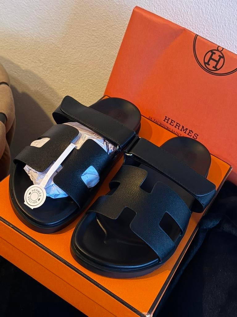 Hermes Chypre slippers zwart maat 39, Kleding | Dames, Schoenen, Ophalen, Nieuw, Zwart, Slippers
