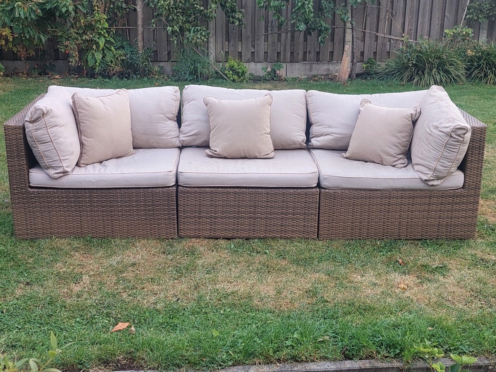 loungebank met tafel, Tuin en Terras, Ophalen, Gebruikt, Wicker