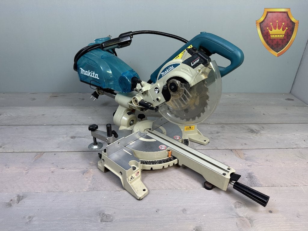 Makita LS0714FL Afkortzaag Laser 190mm 1010W, Gebruikt, 70 mm of meer, Ophalen of Verzenden, Makita