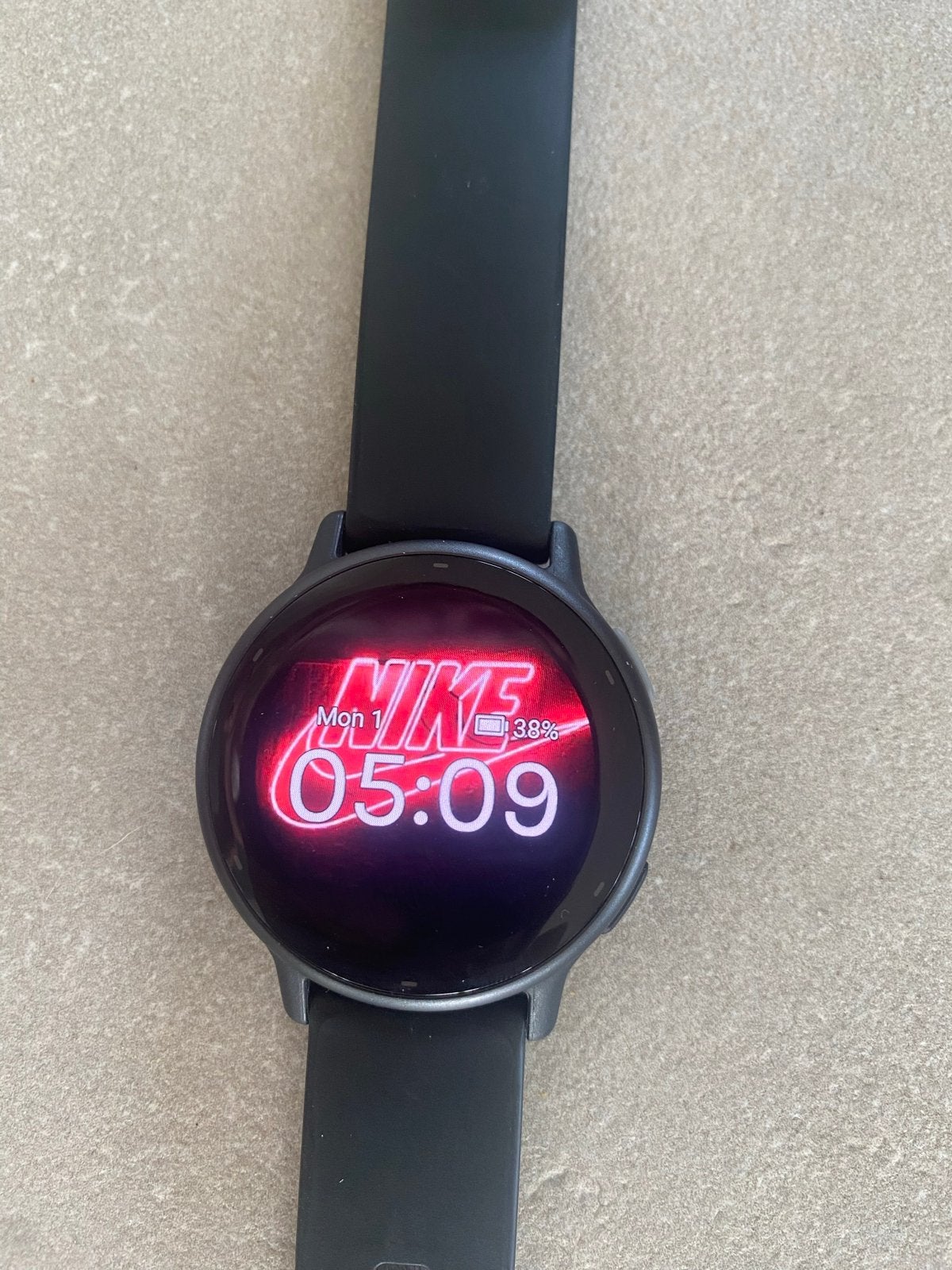 Garmin Vivoactive 5 Sporthorloge - Zwart - 42mm AMOLED, Sieraden, Tassen en Uiterlijk, Sporthorloges, Zwart, Ophalen of Verzenden