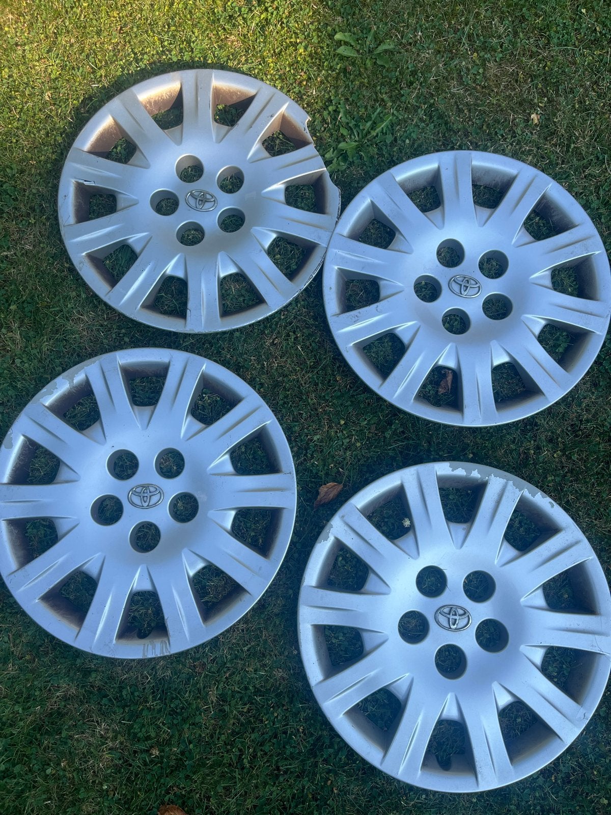 Toyota wieldoppen 15 inch (set van 4), Ophalen of Verzenden, Gebruikt