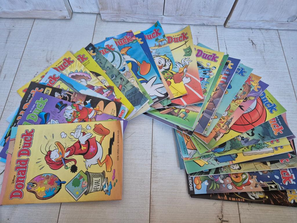 36 Donald Duckjes 2024, Ophalen, Zo goed als nieuw, Meerdere comics, Walt Disney  Donald duck