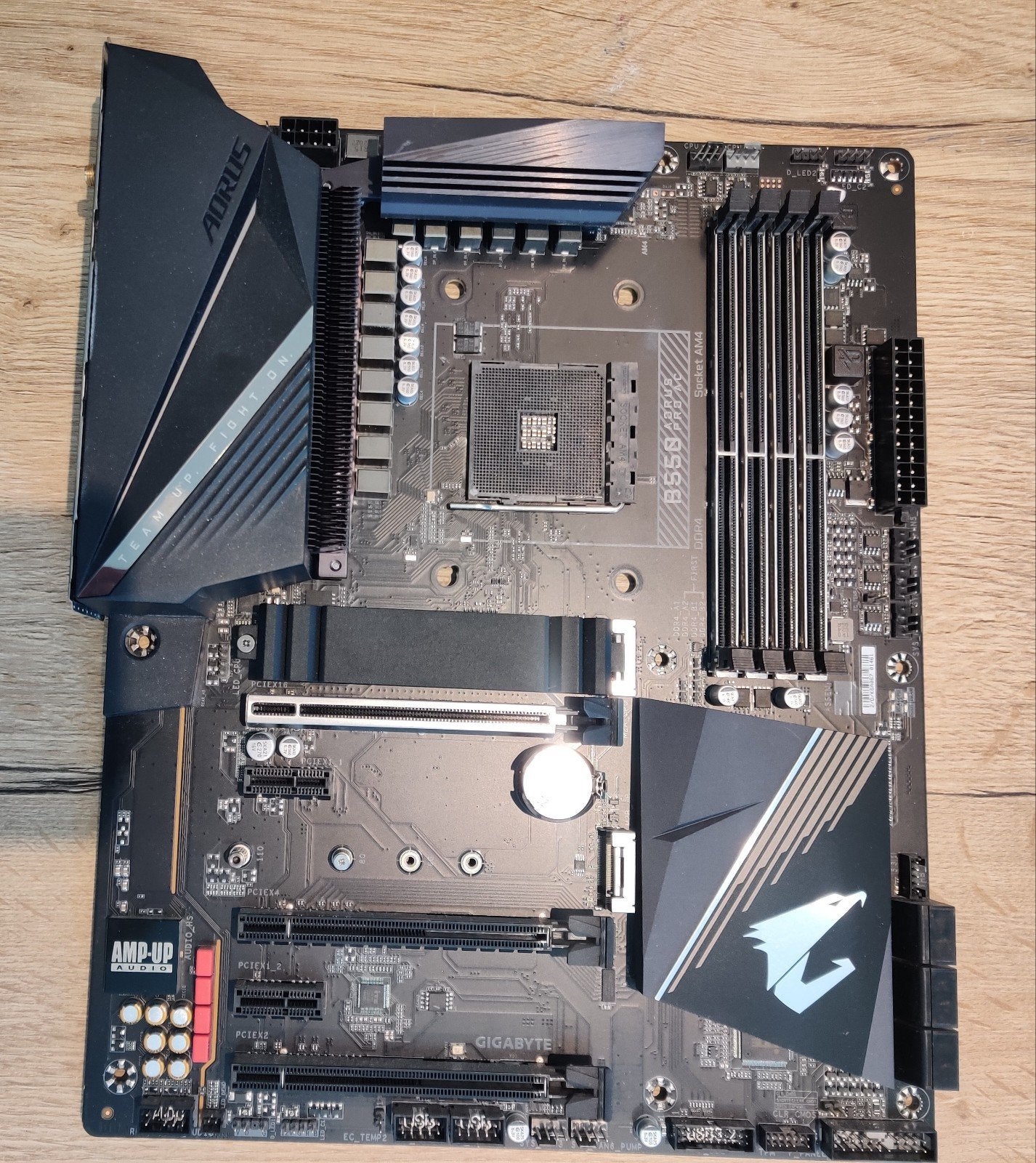 Aorus B550 Pro AC moederbord, Computers en Software, Moederborden, Gebruikt, DDR4, Ophalen of Verzenden, B550