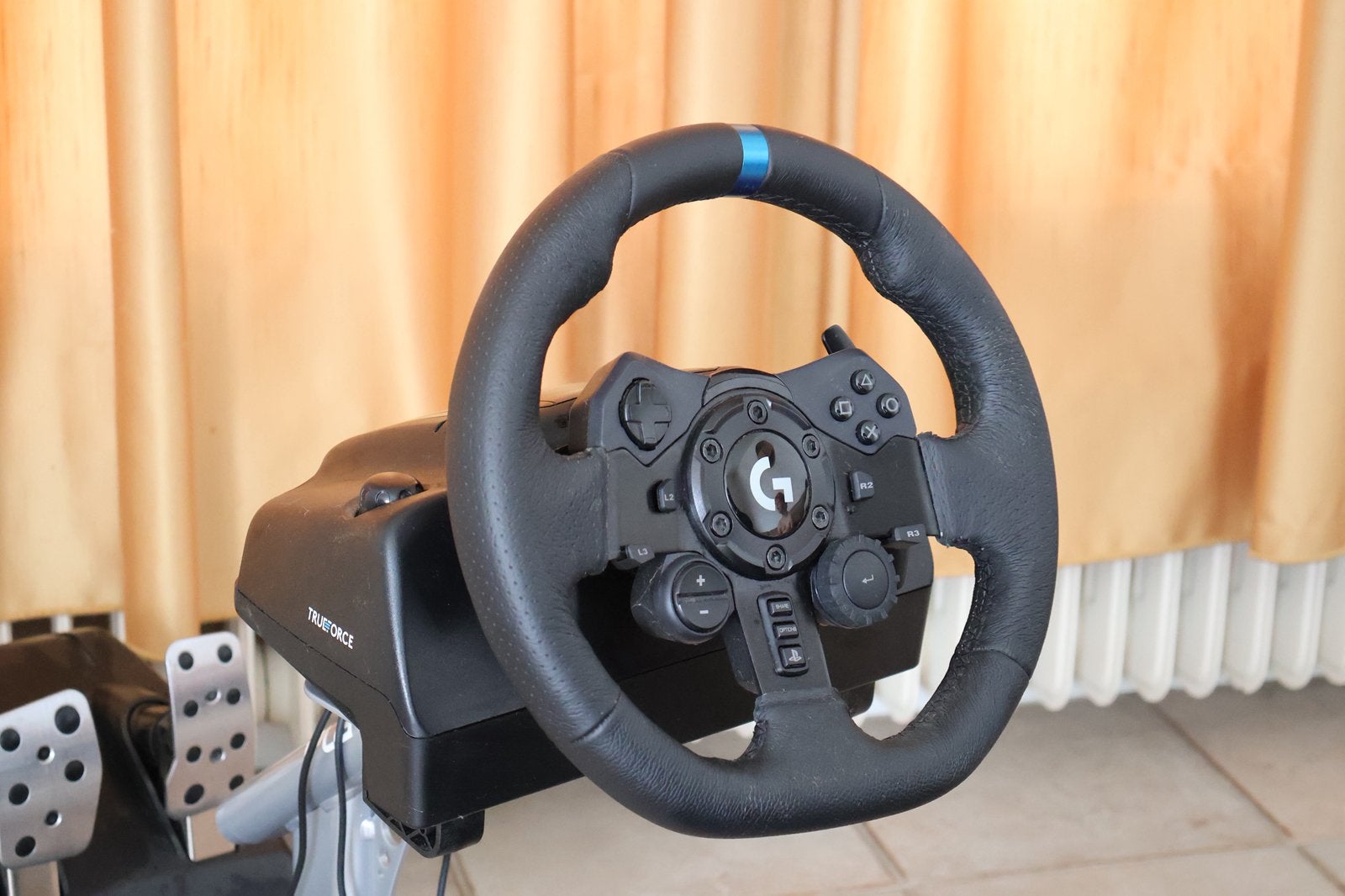 LogiTech G923 stuur met pedalen, Ophalen of Verzenden, Zo goed als nieuw, Stuur of Pedalen, Draadloos