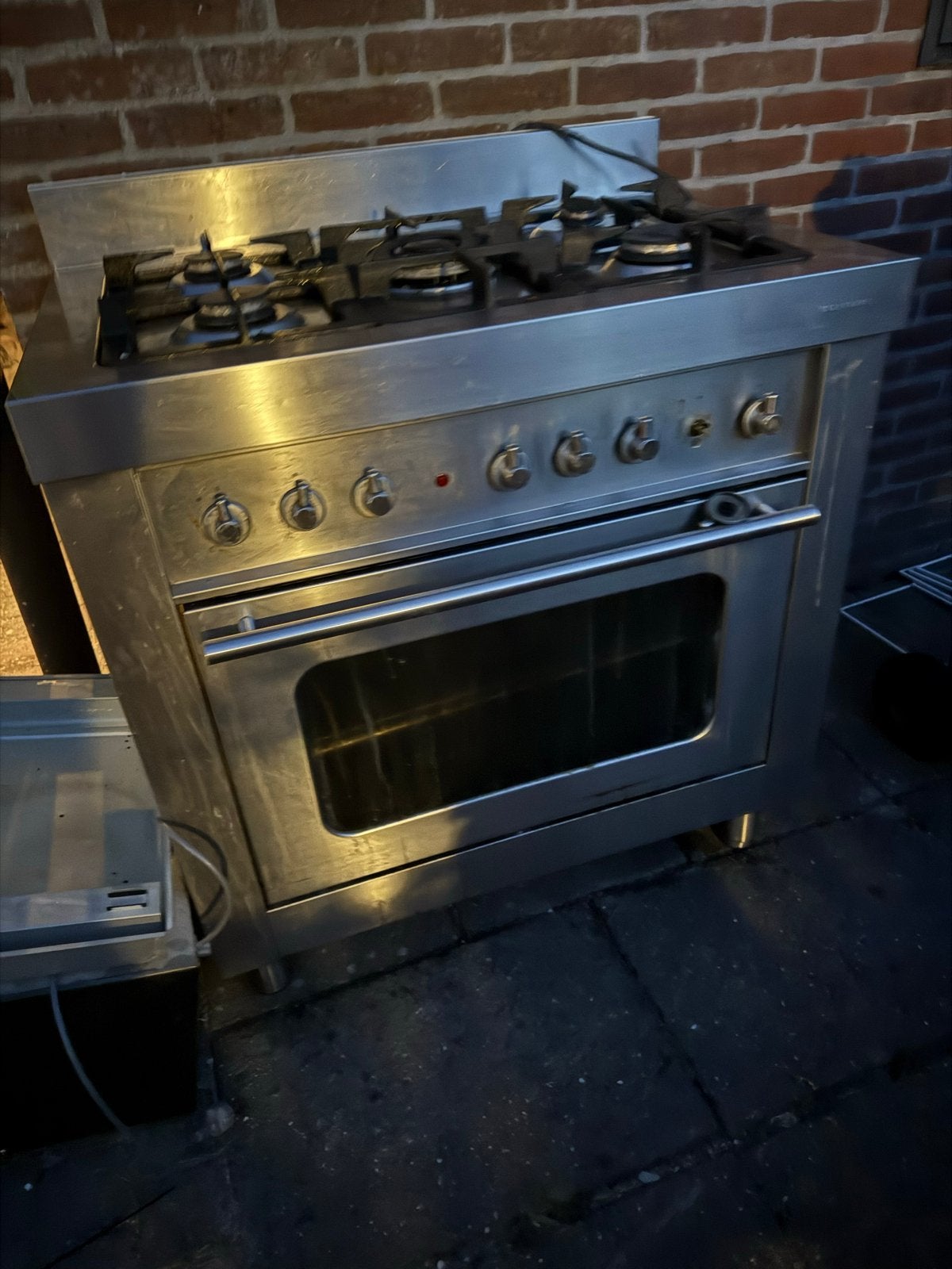 GRATIS Gasfornuis met oven, Witgoed en Apparatuur, Fornuizen, Gebruikt, 60 cm of meer, Ophalen of Verzenden, Gas
