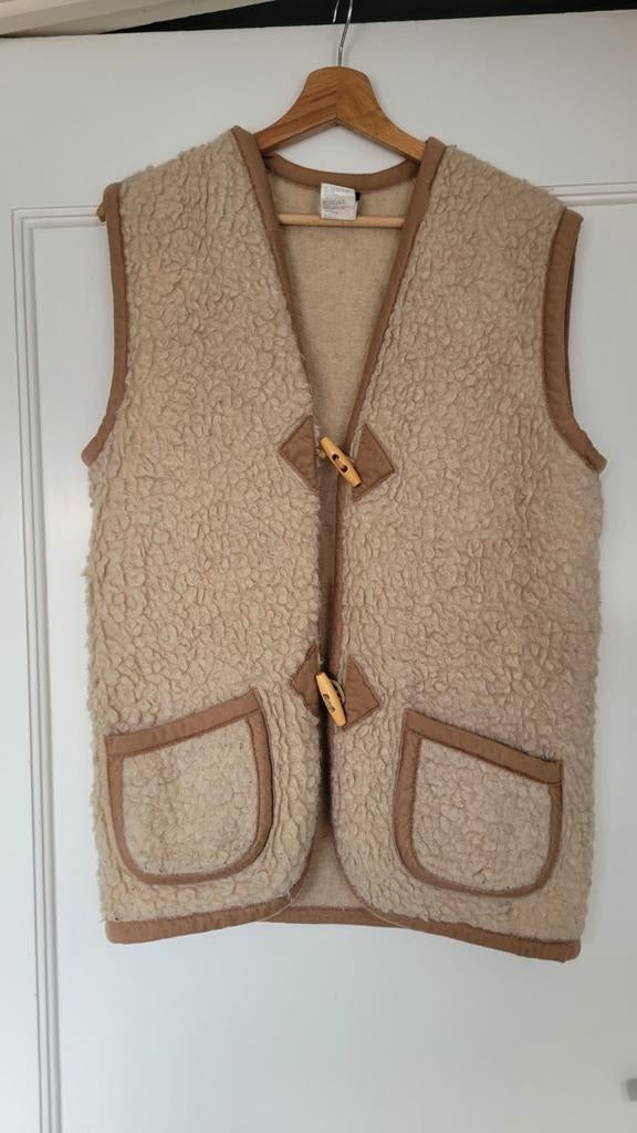 Alwero wollen gilet maat M, Ophalen of Verzenden, Zo goed als nieuw, Maat 38/40 (M), Beige