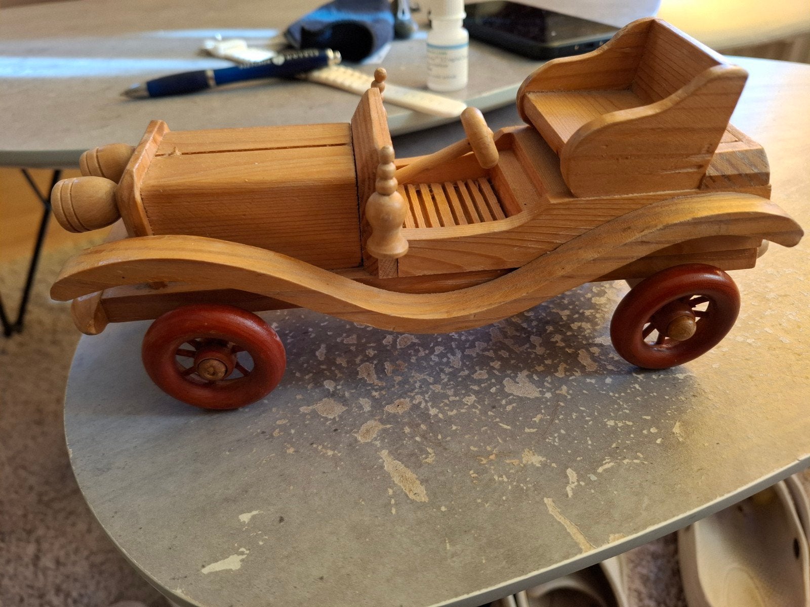 Houten speelgoedauto - vintage model, Ophalen