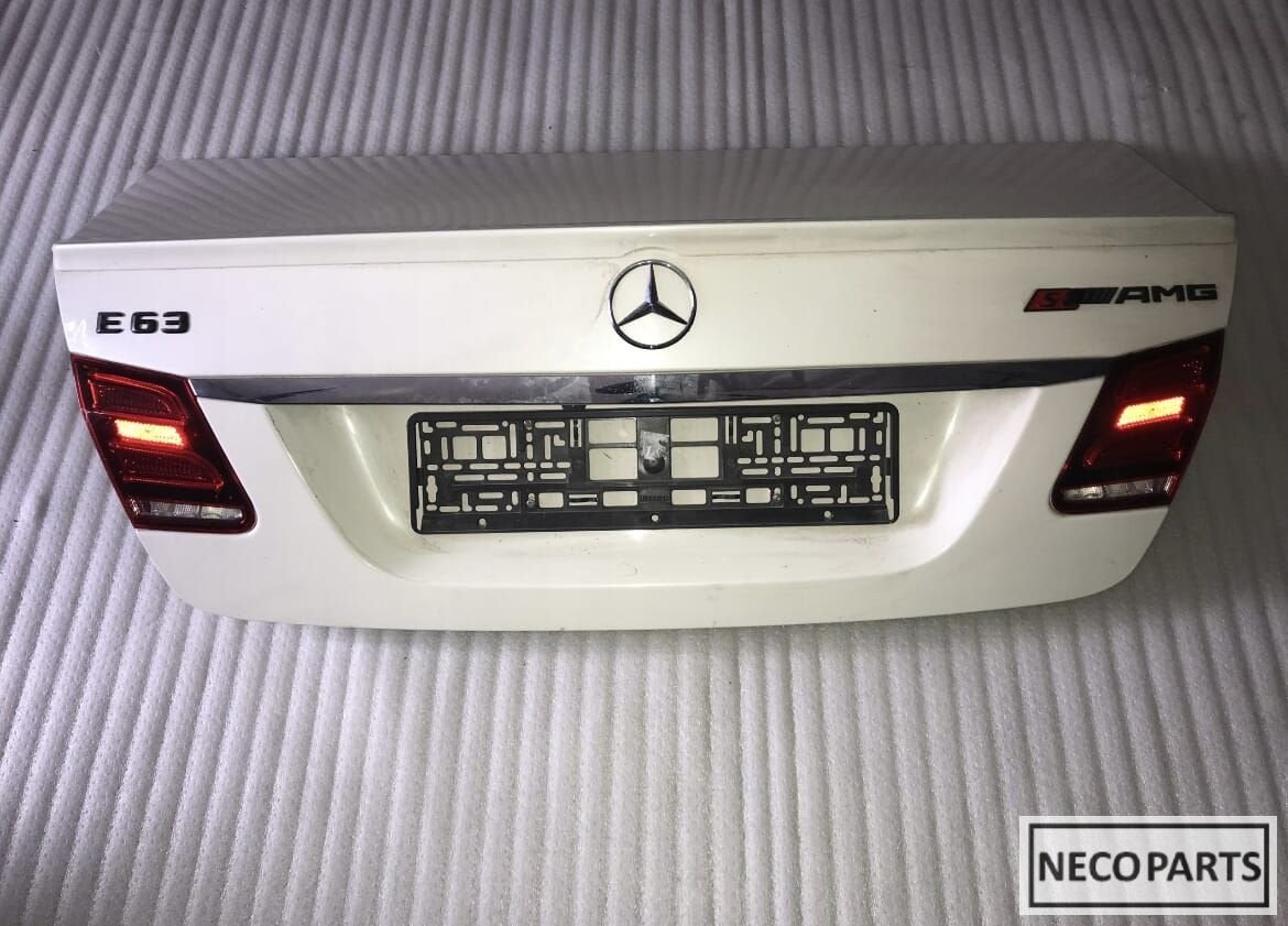 MERCEDES E KLASSE E63 AMG 6.3 ACHTERKLEP ACHTERDEUR, Gebruikt, Ophalen of Verzenden, Achter, -