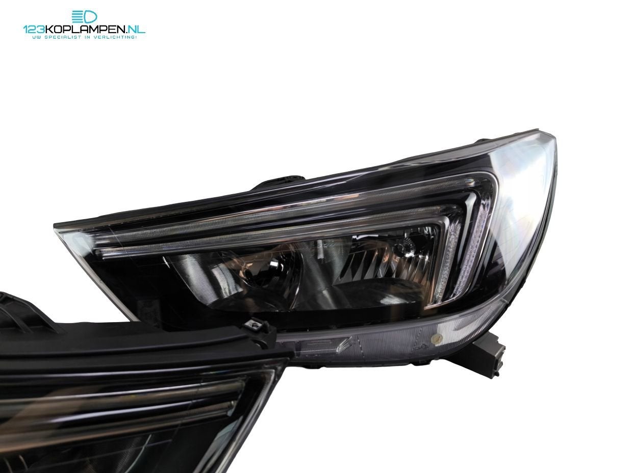 Foto 3 van Opel Mocha X Led Facelift koplamp koplampen links rechts
