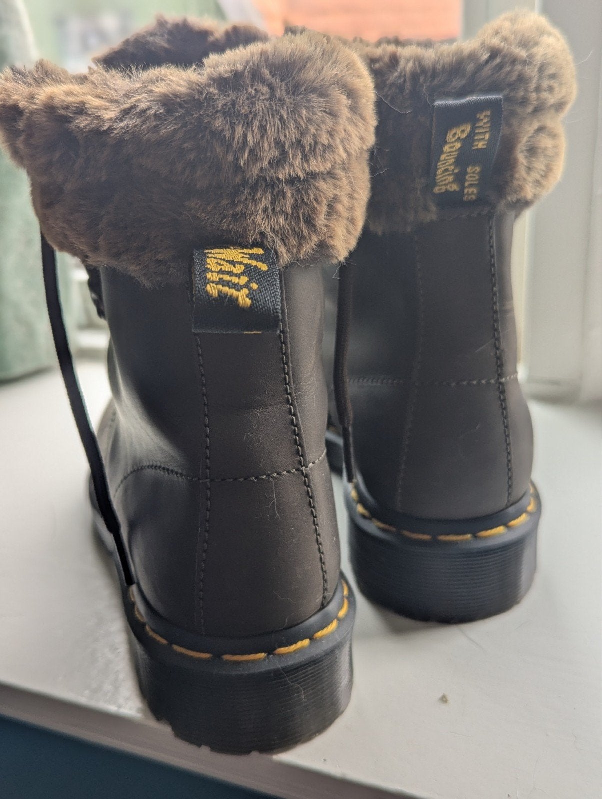 Dr. Martens 1460 Serena Collar laarzen bruin - maat 37, Bruin, Lage of Enkellaarzen, Ophalen of Verzenden, Dr. Martens