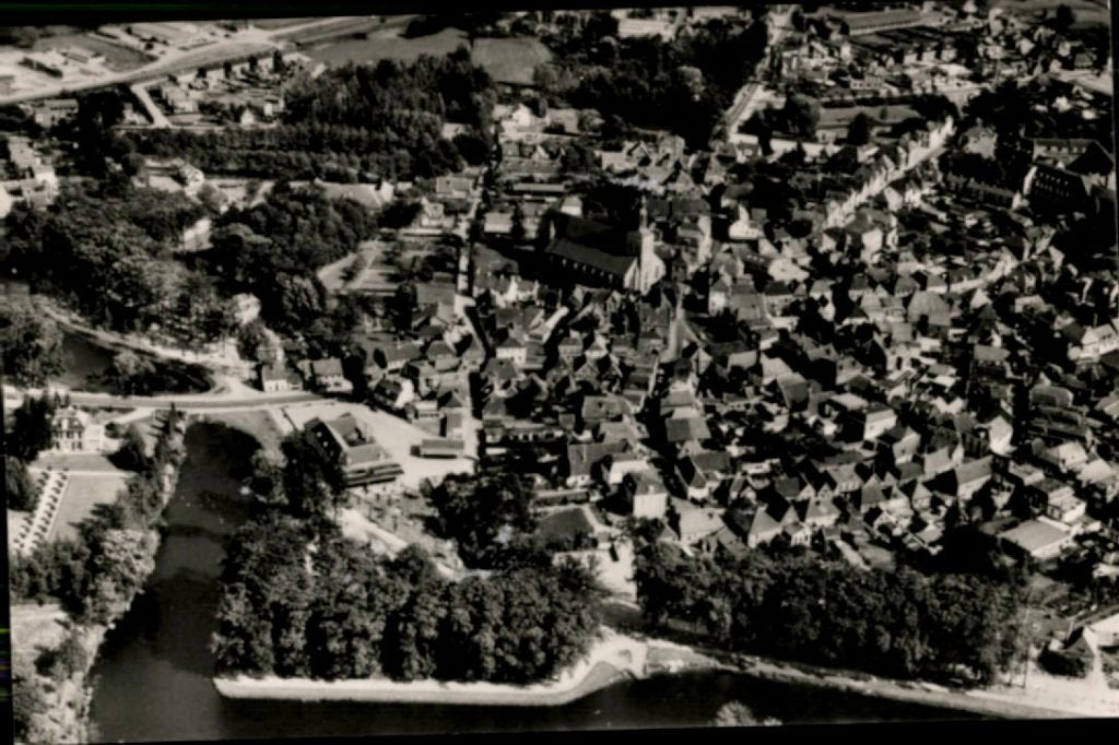 Groenlo KVR04 1088 Luchtfoto van Groenlo, Verzenden, 1980 tot heden, Ongelopen, Gelderland